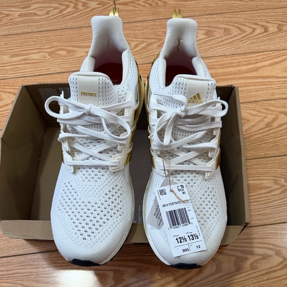 adidas White and Gold Athletic Shoes main image 6